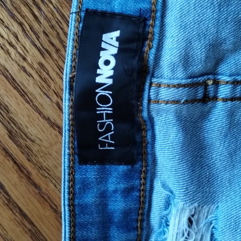 Jean shorts - Picture 3 of 4